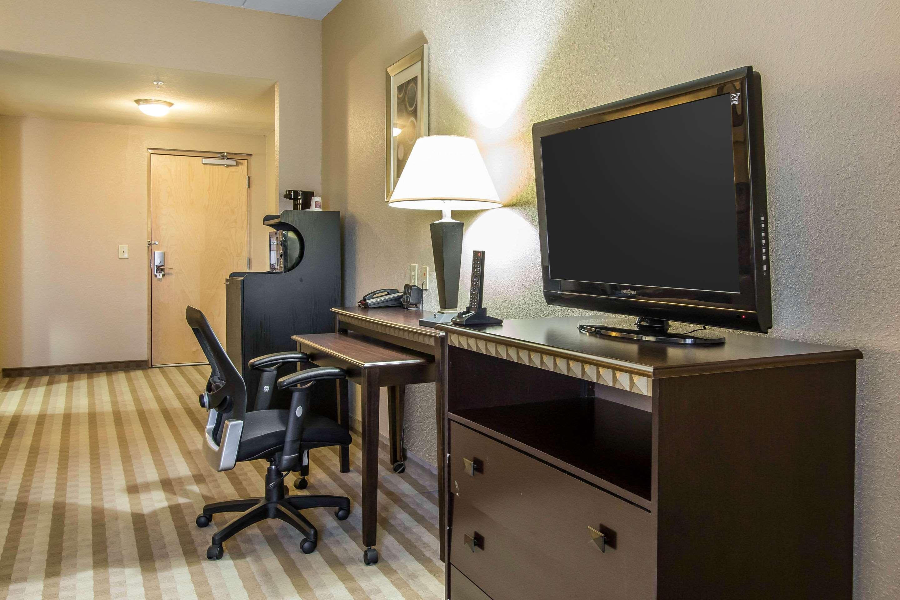 Comfort Suites Smyrna Εξωτερικό φωτογραφία