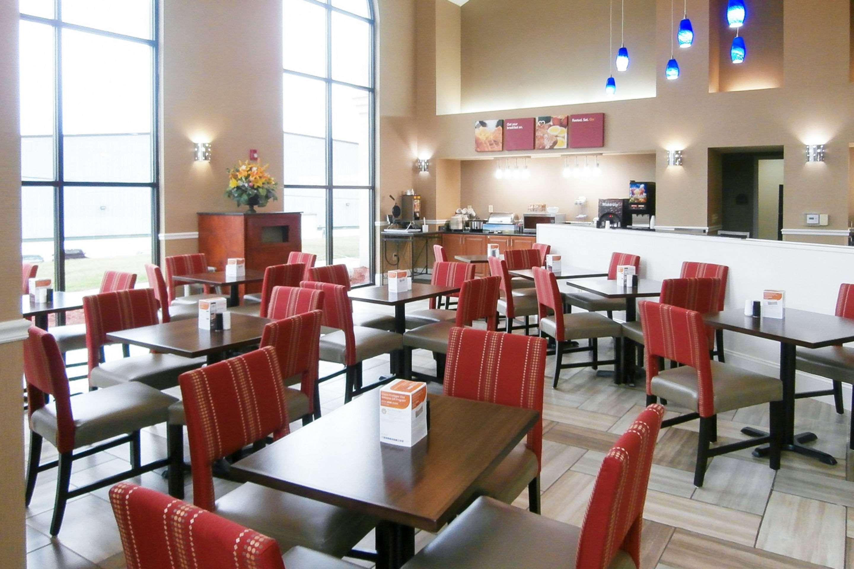 Comfort Suites Smyrna Εξωτερικό φωτογραφία