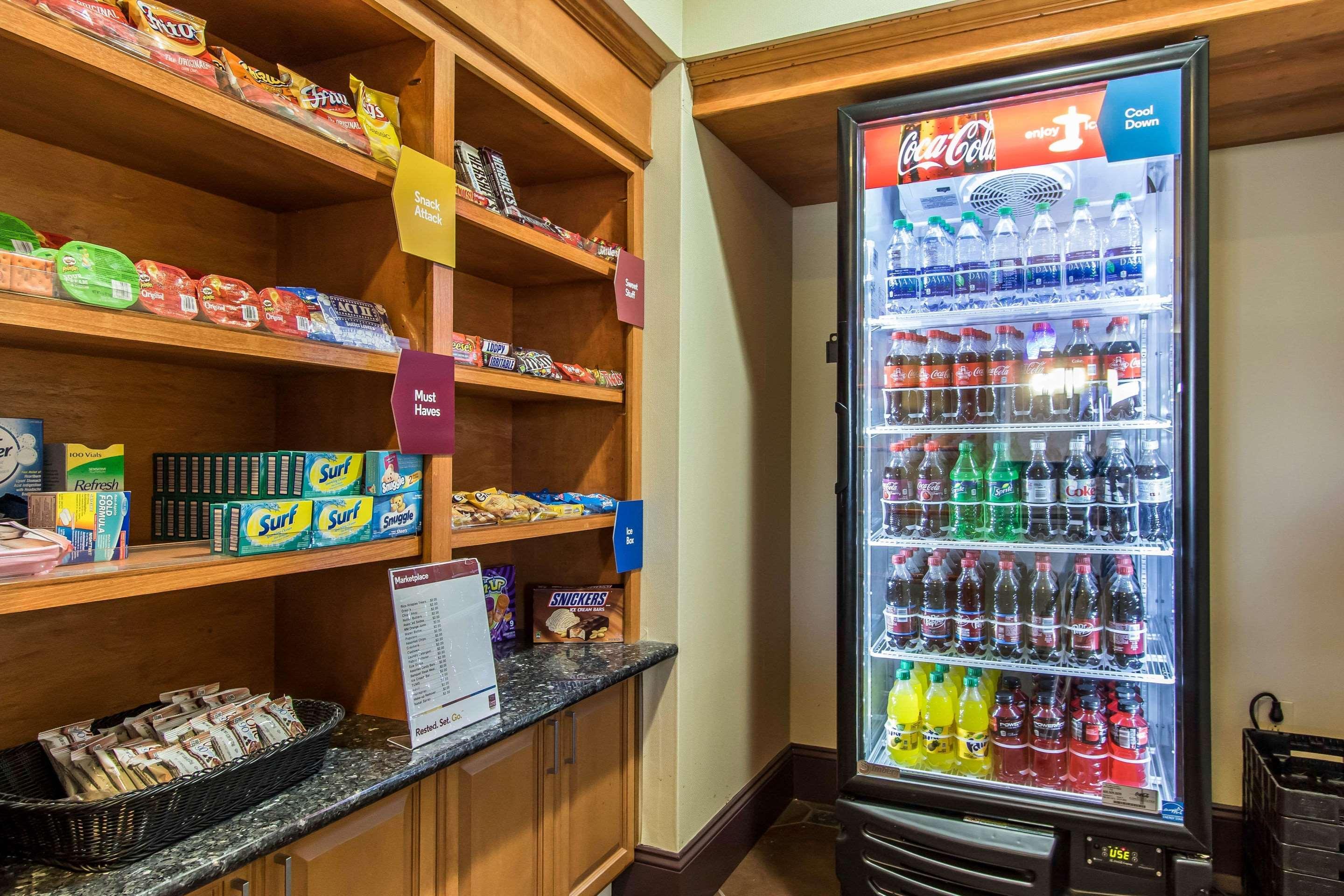 Comfort Suites Smyrna Εξωτερικό φωτογραφία