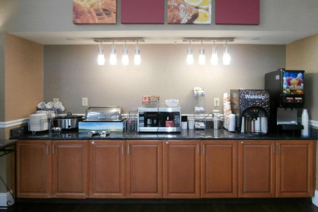Comfort Suites Smyrna Εξωτερικό φωτογραφία
